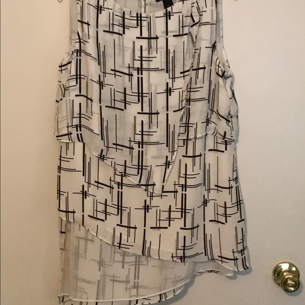 NWT White House Black Market blouse-M
